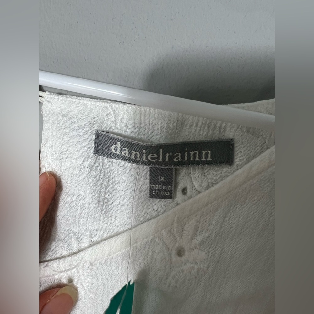 Daniel Rainn Tessi Embroidered Short Sleeve Top
White - 1X - Picture 12 of 12